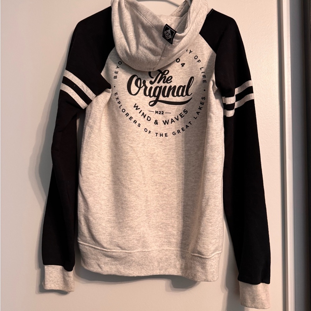 M22 Hooded Pullover Sweatshirt - Grey/Black - Picture 3 of 6